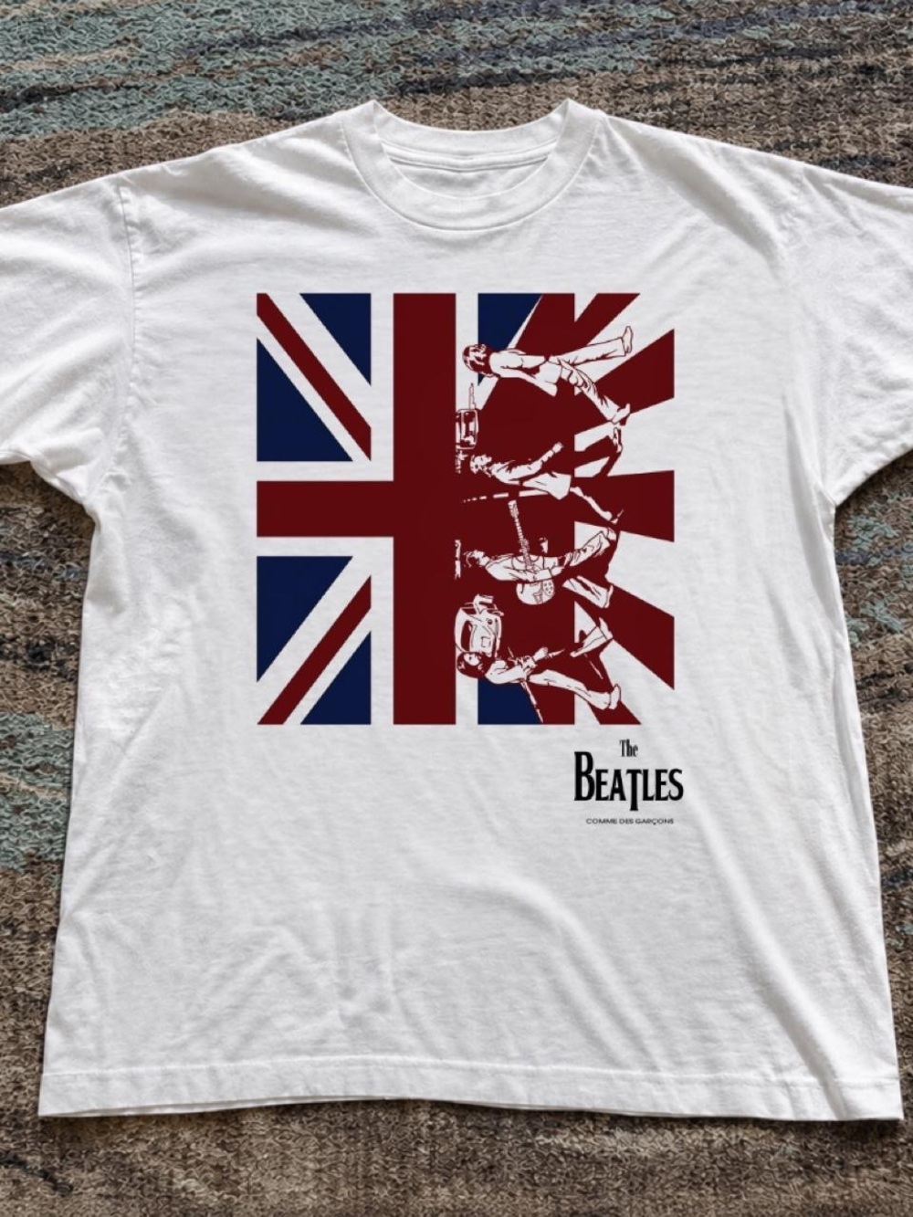Gildan White Men’s Graphic Tee with Red & Blue Union Jack Design